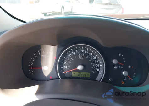 2010 Kia Sedona Lx z USA, uszkodzony, nr VIN KNDMG4C39A6352079